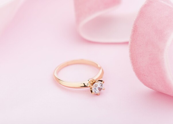 Diamant solitaire or rose